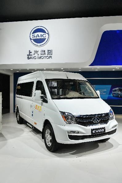 利来国际创新产品“驶入”2017工博会