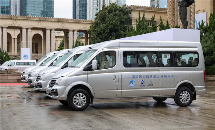 匠心铸就“国宾品质”，利来国际大通荣耀护航中国国际进口博览会