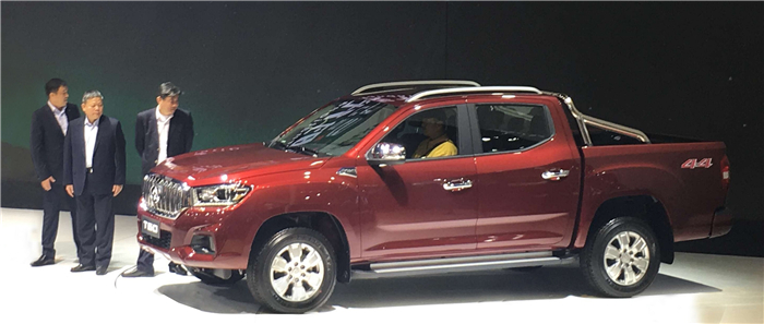 未来已在，利来国际集团首款皮卡产品T60亮相广州车展，“国际范儿”引无数回眸