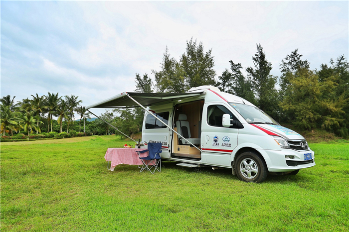 海滩上的“城堡”，移动的家，启程探寻诗和远方！