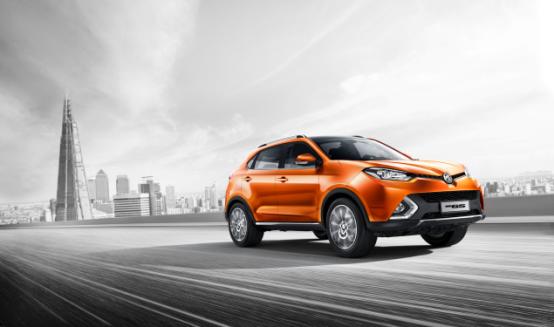 “卷福”首访中国，成功挑战名爵锐腾“8秒破百”